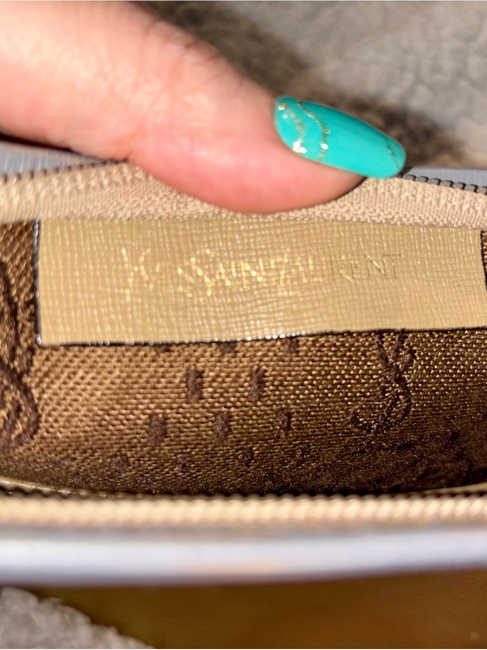 Vintage YSL Yves Saint Laurent Gold Toiletry Pouch/Crossbody Bag - Picture 6 of 11